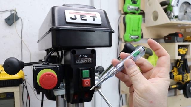 Few people know these SECRETS with the INDICATOR SCREWDRIVER! смотреть онлайн