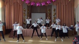 Февромарт. Танец "Нас не удержать...