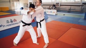 БРОСОК ЧЕМПИОНА. АРСЕН ГАЛСТЯН / ЧЕРЕЗ СПИНУ С КОЛЕН И УХОДЫ С БРОСКОВ В ДЗЮДО / DROP SEOI-NAGE JUD