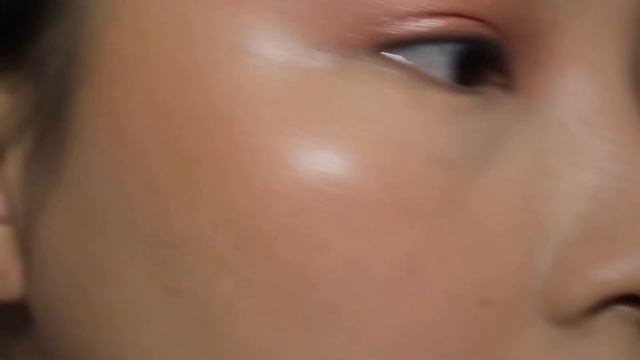 Flower Beauty Light Illusion Foundation & Concealer on Dry Skin | Over 35 Review