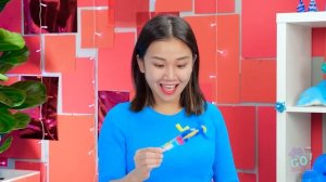 ЧЕЛЛЕНДЖ «КРАСНОЕ vs СИНЕЕ» || Кто доест, тот победит! Объедаемся конфетами c 123 GO! CHALLENGE