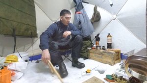 ОДИН НА ЛЬДУ  Шикарная рыбалка с домашним комфортом  ЧАСТЬ 2