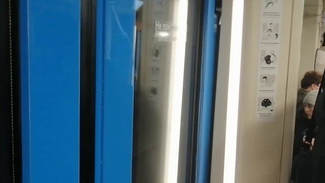 Вся Филёвская линия метро. Участок "Кунцевская" - "Александровский сад" // 15.04.2022