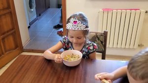 Ушла жена и оставила одного с 4-мя детьми! Хата на Тата.