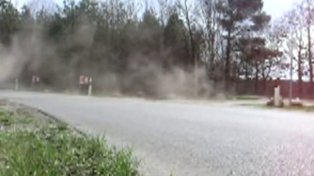 Mitsubishi Space Runner Drift смотреть онлайн