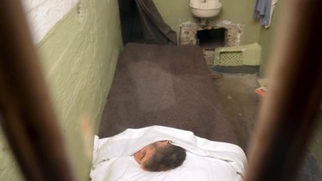 Все думали, что трое беглецов из тюрьмы Алькатрас утонули! Но тут пришло письмо в ФБР смотреть онлайн