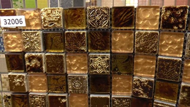 Мозаика из стекла, полимера и фольгированного травертина смотреть онлайн