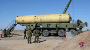 Баллистическую ракету «Авангард» загрузили в пусковую установку