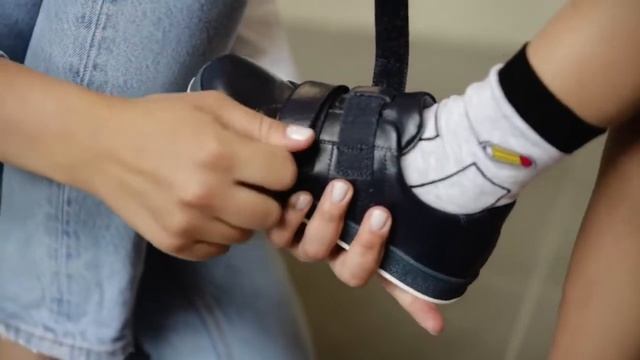 Ященко Зарина в рекламе детской обуви Шаговита смотреть онлайн