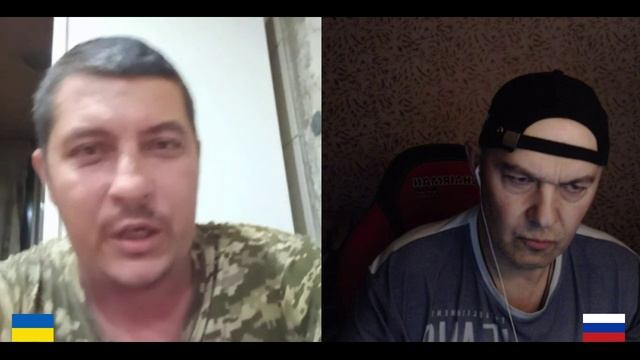 Пружинная кровать и мхом поросшие стены