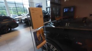 BMW ПРАЙС У ДИЛЕРА В ИЮНЕ 2023г. И БМВ i7 НА БАТАРЕЙКАХ.