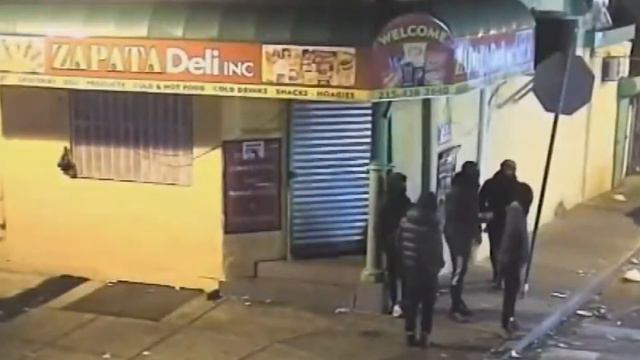 Инцидент в Филадельфии ночью возле местной мечети смотреть онлайн