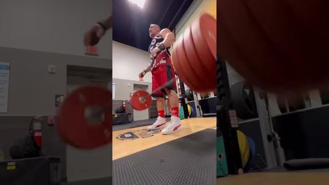 Second workout in 2023 - BACK day ? 2 Тренировка в Новом Году #shorts #shot смотреть онлайн