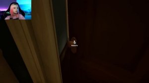 РЕБЕНОК в ЖЕЛТОМ и КОШАЧЬЯ ОБНОВА  ► СИМУЛЯТОР МАМКИ ► baby in yellow black cat