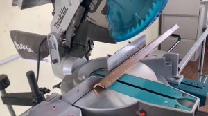 Makita LH1201FL