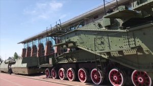 Боевой железнодорожный ракетный комплекс. Вагон с ракетой.