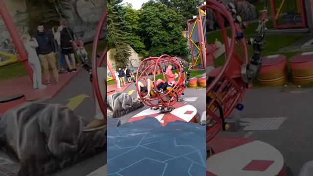 ДИВО ОСТРОВ. МИТЯ КАТАЕТСЯ НА ВСЕХ СТРАШНЫХ АТТРАКЦИОНАХ. ЧЕЛЛЕНДЖ смотреть онлайн