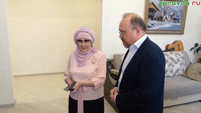 Компания «Таттелеком» сделала подарок вдове Героя Советского Союза Бориса Кузнецова смотреть онлайн