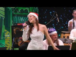 M. Carey / W. Afanasieff - All I Want For Christmas Is You