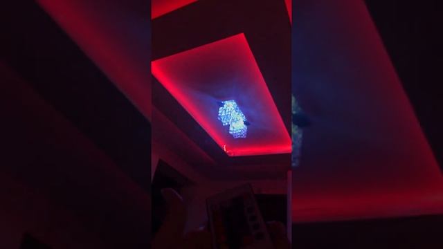 Потолок неоновый смотреть онлайн