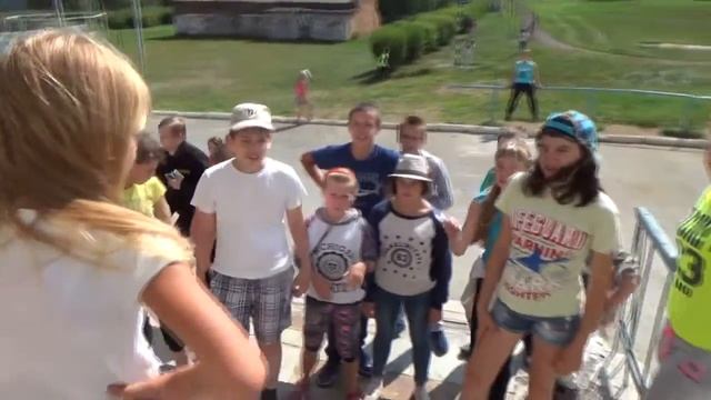 Видеодневник летнего лагеря. Игра «Сладкое дерево» смотреть онлайн