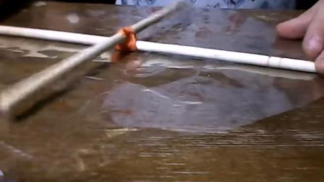 Как сделать легко и просто воздушного змея??! ... Из подручных материалов!!!!!! смотреть онлайн