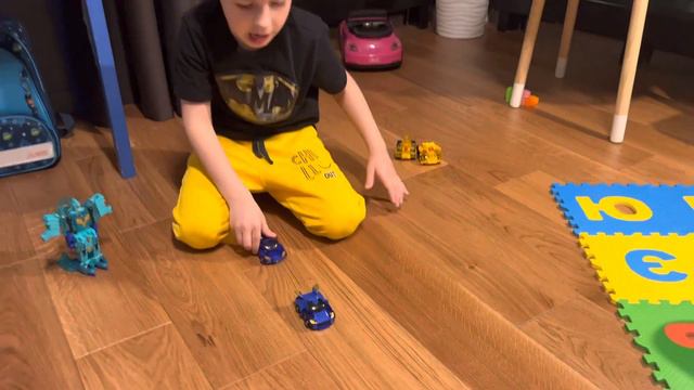 Я сегодня показал трех Фьюжн Макс Fuzion Max смотреть онлайн