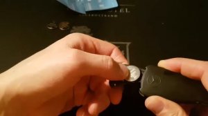 Как заменить батарейку в ключе Mercedes. Ключ "рыбка". Mercedes key battery change