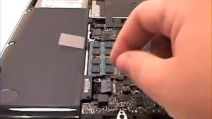 How to Remove the Macbook Pro 13 Inch Hard Drive