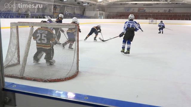 На Ледовой Арене юные орловские хоккеисты одержали свою первую крупную победу смотреть онлайн