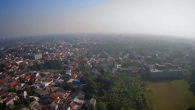 hasil kamera DRONE SJRC F5 di pagi hari смотреть онлайн