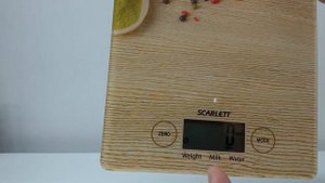 кухонные весы Scarlett SC-KS57P02