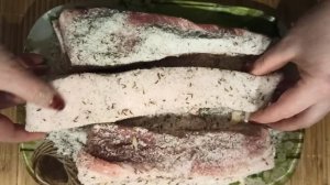Как быстро и необычайно вкусно посолить сало сухим способом. Вкус любимый с детства!