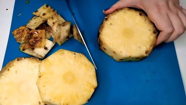 Как Быстро Почистить и Порезать Ананас?