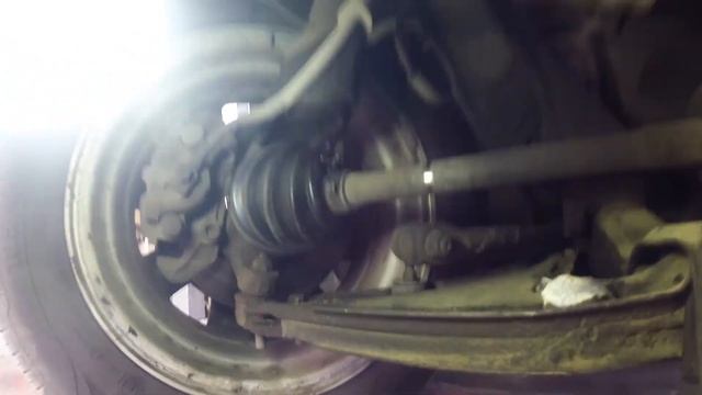 OPEL ASTRA F Замена масла КПП, Замена сальника полуоси, Замена ступичного подшипника смотреть онлайн