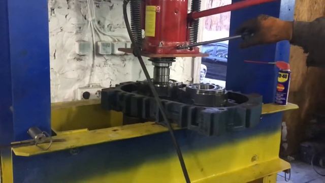 Ремонт роторного блока Robusci RBS126/F +380504073061 смотреть онлайн