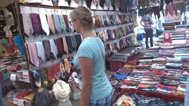 Аланья Рынок в Тосмуре четверг 25 июля 2019 со зрителями