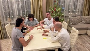Играем в "Тако, кот, коза, сыр, пицца"