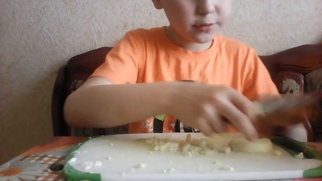 Как сделать салат смотреть онлайн