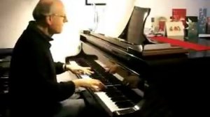 Robert Maxwell: Ebb Tide (piano solo version)