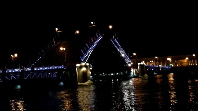 развод мостов в питере