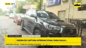 Reiteran orden de captura a Dalia López