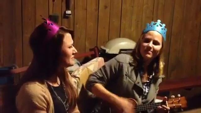 I'm Yours- ukulele duet смотреть онлайн