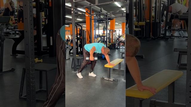 419. Отведение гантели в сторону в упоре о лавку, кисть прямо смотреть онлайн