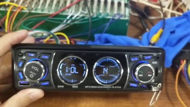 SWM 8808 7 inch 1 DIN Car MP3 Player Micro USB / MP3 / Built-in Bluetooth for universal RCA смотреть онлайн