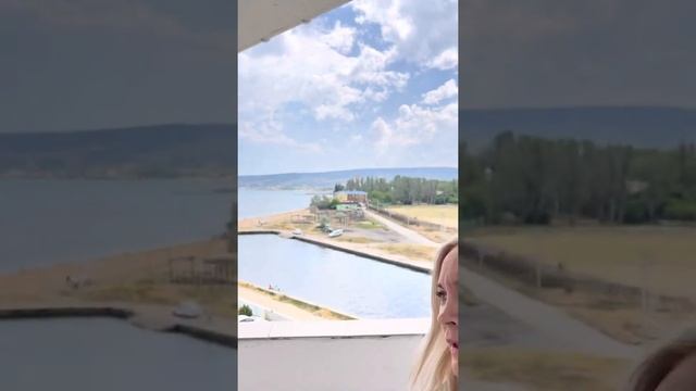 Снять квартиру на берегу моря в Феодосии. Квартиры ЖК Консоль на Черноморке. Аренда квартиры у моря смотреть онлайн