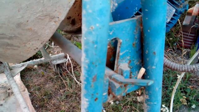 Самодельная бетономешалка (своими руками) из барахла *металлолом с свалки*