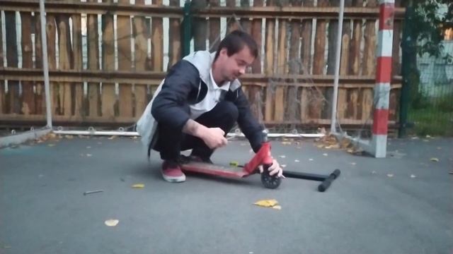 Убираем люфт трюкового самоката смотреть онлайн