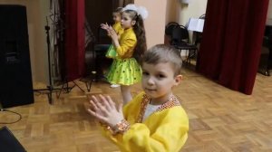 Танец малышей "Мамули" Для любимых мам. Дню матери посвящается.