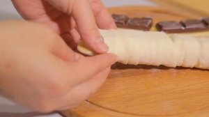 Вкуснятина за 5 минут + выпечка. Нереально вкусные слойки с бананом и шоколадом из слоеного теста